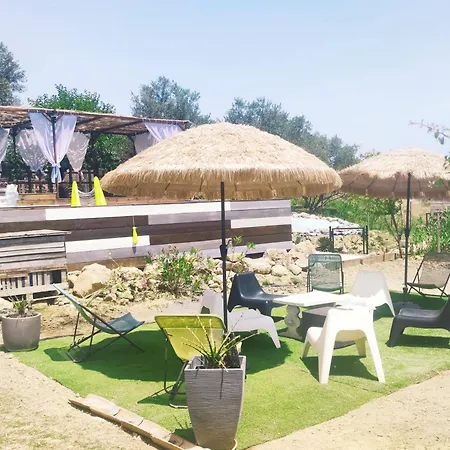 Le Jardin Suspendu Avec Piscine Et Jacuzzi Pour 15 Personnes *