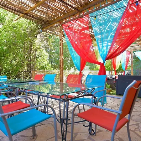 Le Jardin Suspendu Avec Piscine Et Jacuzzi Pour 15 Personnes