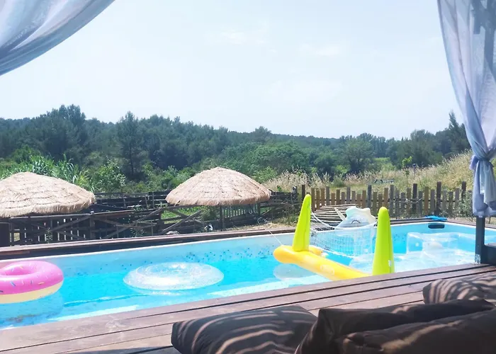 Le Jardin Suspendu Avec Piscine Et Jacuzzi Pour 15 Personnes Casa de Férias *