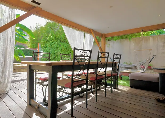 Le Jardin Suspendu Avec Piscine Et Jacuzzi Pour 15 Personnes Vailhauques